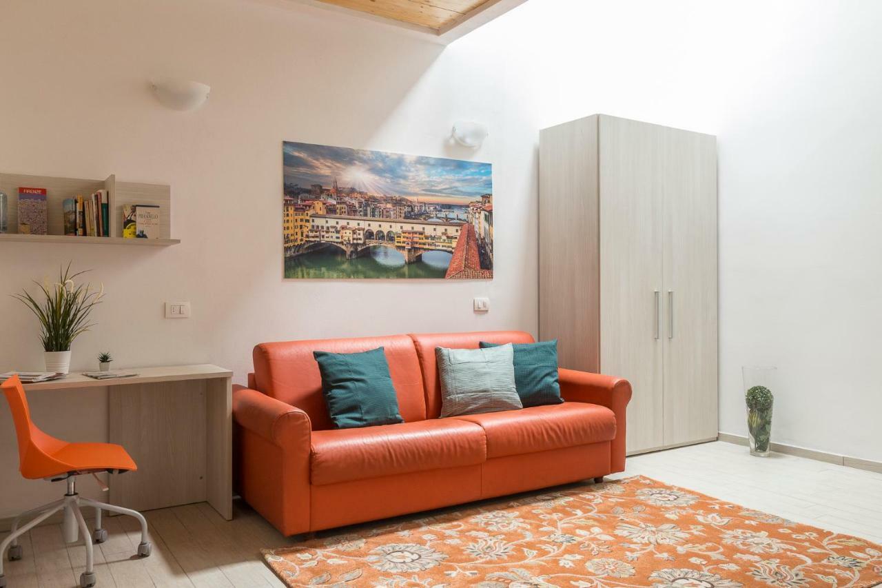 Emma & Olga Apartments -In The City Centre- Флоренция Екстериор снимка